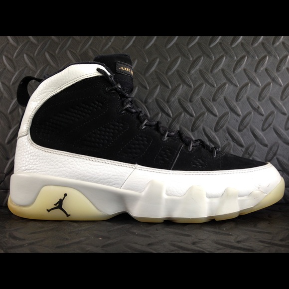 city of flight jordan 9